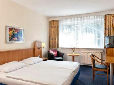 Good Morning + East 3* Berlino